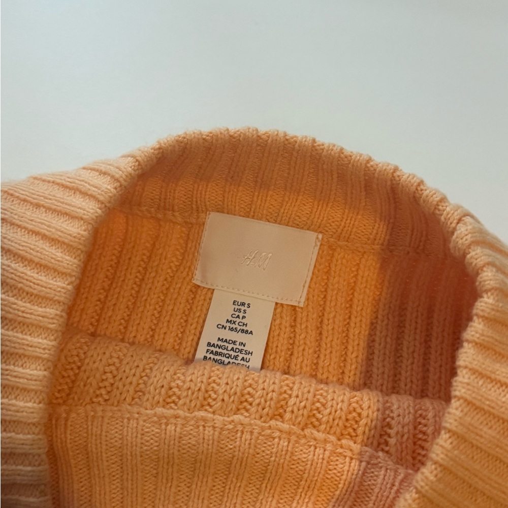 H&M Ribbed Orange Sweater - Picture 4 of 4